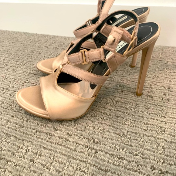Balenciaga Heels - Picture 1 of 4